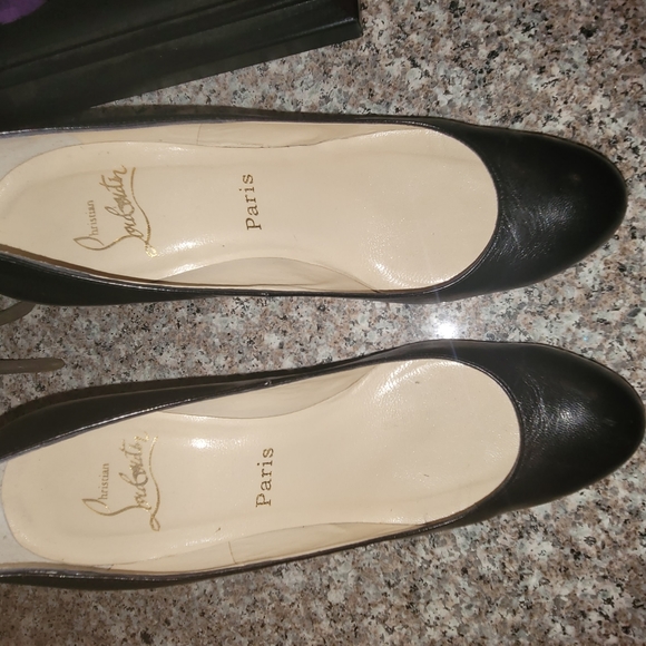 Christian Louboutin Simple Leather Black Pump 37.5--RE-FINISHED/Clear Protector - Picture 6 of 13